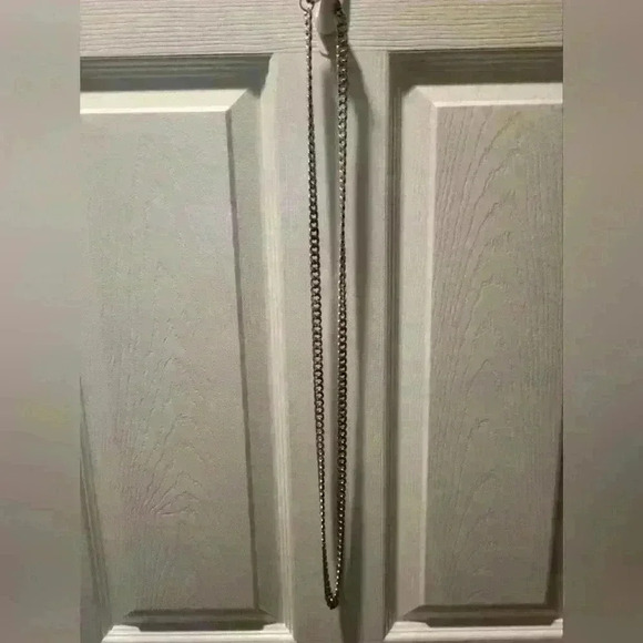 47" Chain in choice of Silver or Gun metal - Picture 4 of 6